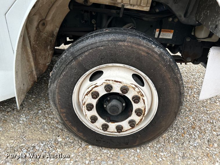 image for item OK9778 2012 Freightliner S2C  shuttle bus