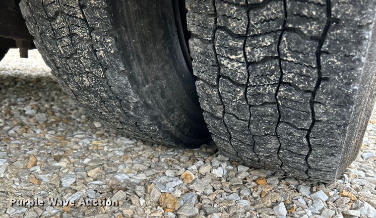 image for item OK9778 2012 Freightliner S2C  shuttle bus