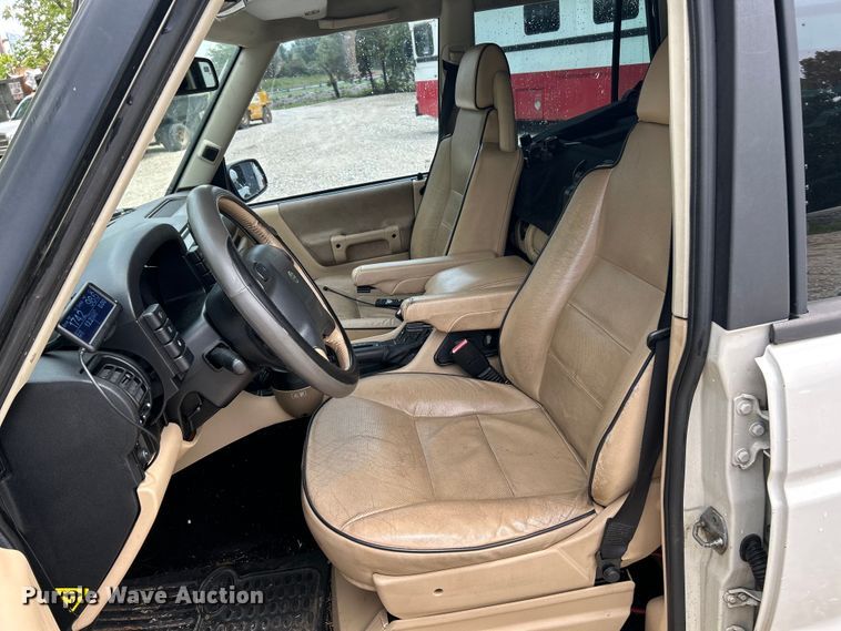 image for item OK9782 2003 Land Rover Discovery  SUV