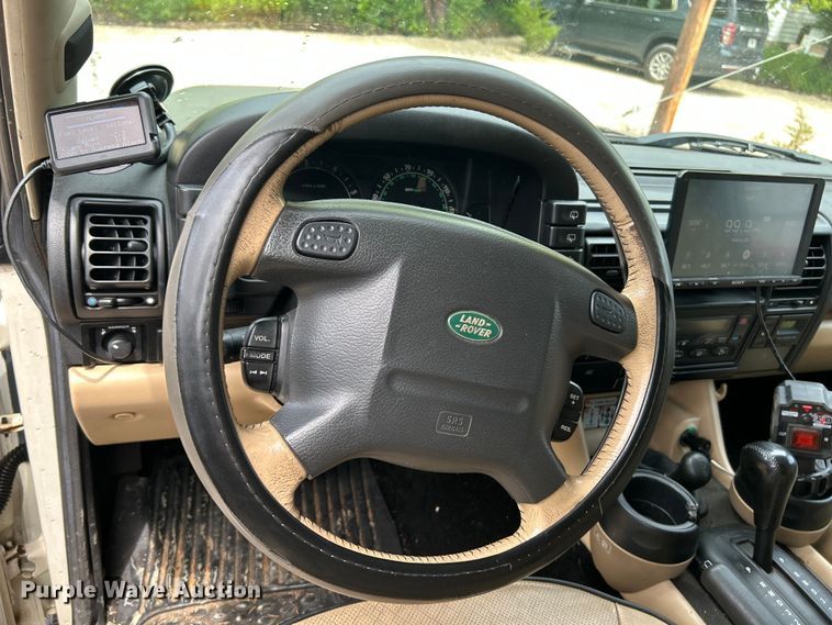 image for item OK9782 2003 Land Rover Discovery  SUV