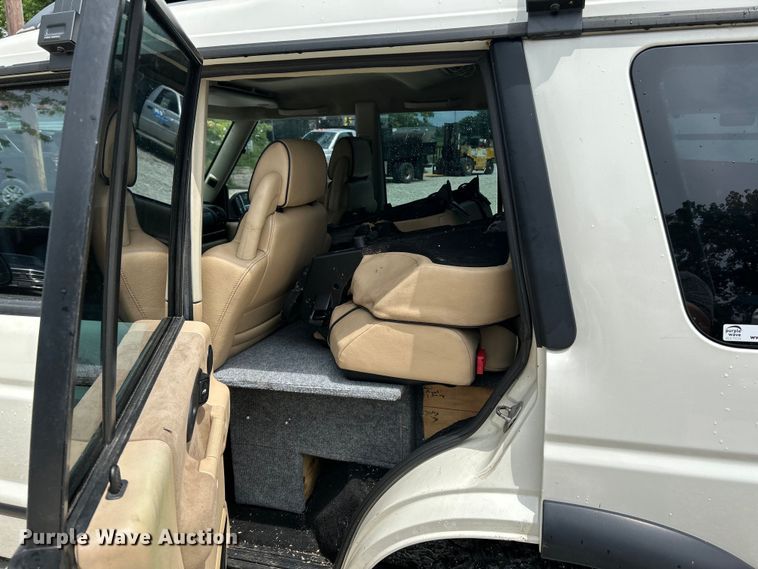 image for item OK9782 2003 Land Rover Discovery  SUV