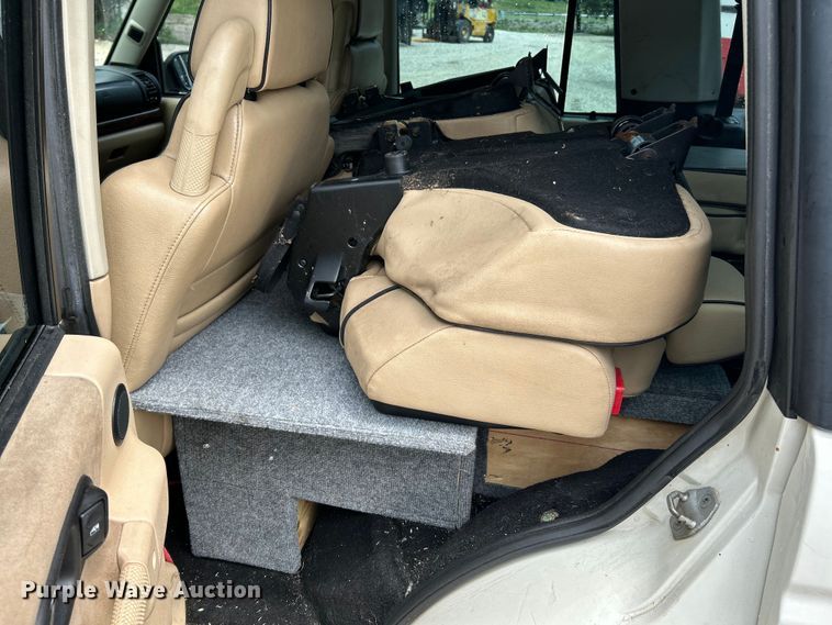 image for item OK9782 2003 Land Rover Discovery  SUV