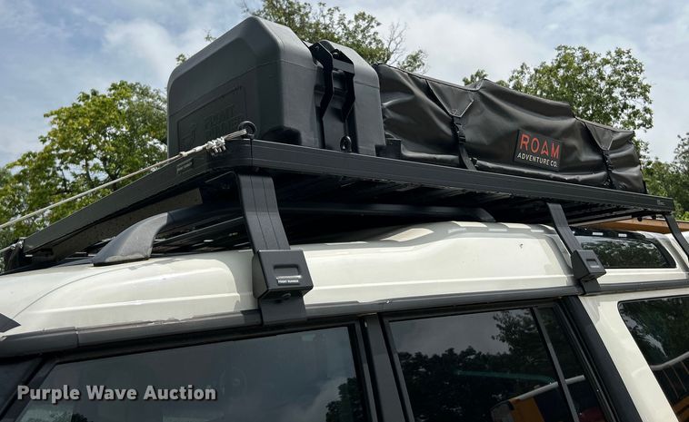 image for item OK9782 2003 Land Rover Discovery  SUV