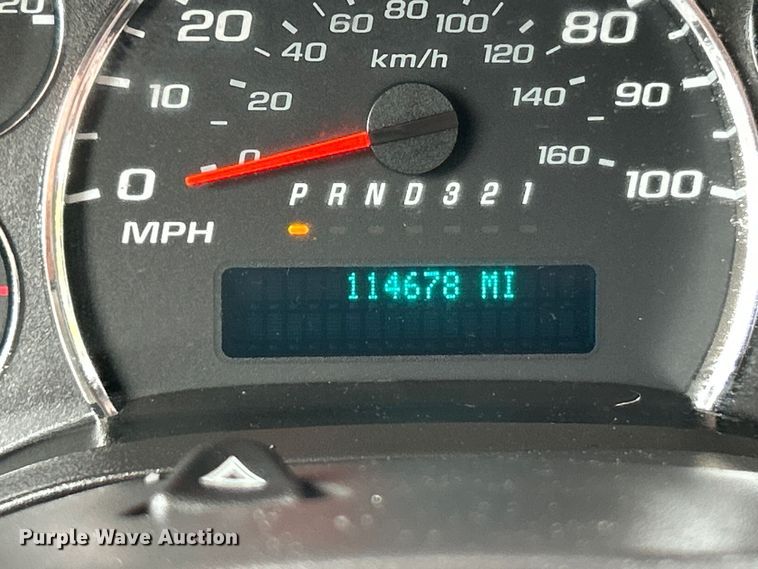 image for item OK9783 2009 Chevrolet Express 4500  shuttle bus