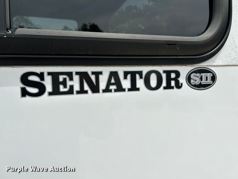 image for item OK9783 2009 Chevrolet Express 4500  shuttle bus