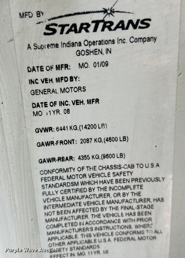 image for item OK9783 2009 Chevrolet Express 4500  shuttle bus