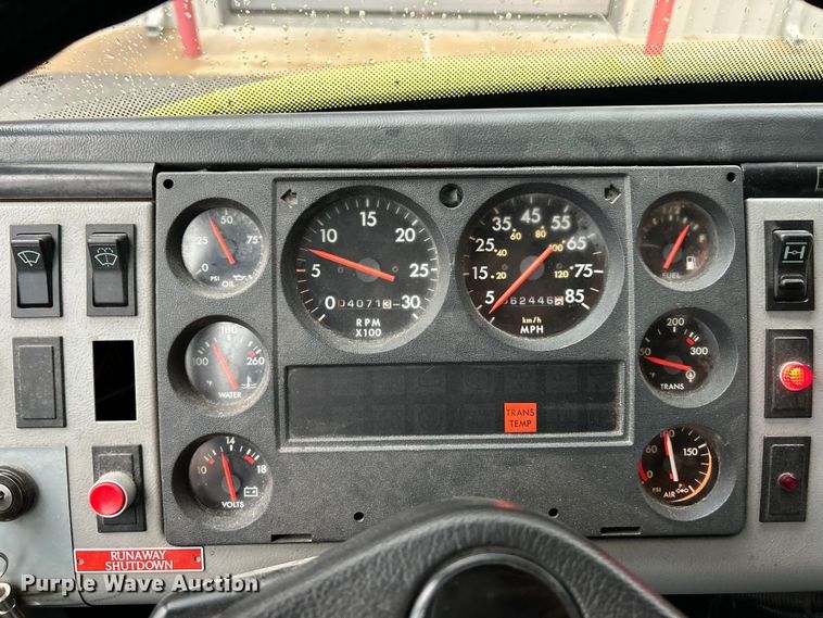 image for item OK9788 1993 Freightliner FL80  fire truck