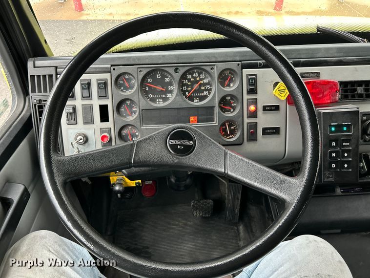 image for item OK9788 1993 Freightliner FL80  fire truck