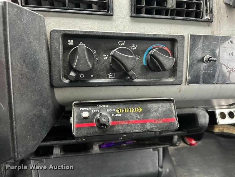 image for item OK9788 1993 Freightliner FL80  fire truck