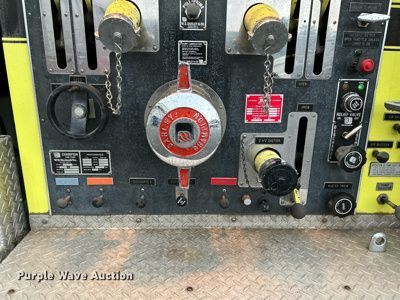 image for item OK9788 1993 Freightliner FL80  fire truck