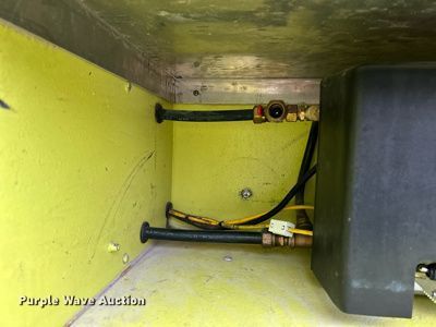 image for item OK9788 1993 Freightliner FL80  fire truck