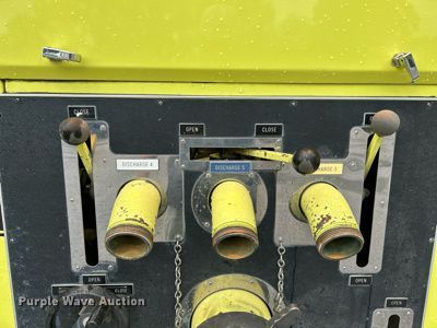 image for item OK9788 1993 Freightliner FL80  fire truck