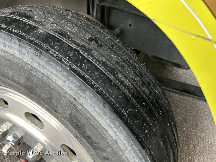 image for item OK9788 1993 Freightliner FL80  fire truck