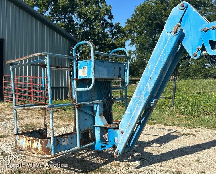 image for item DI7959 2000 Genie Z-45/25J  boom lift