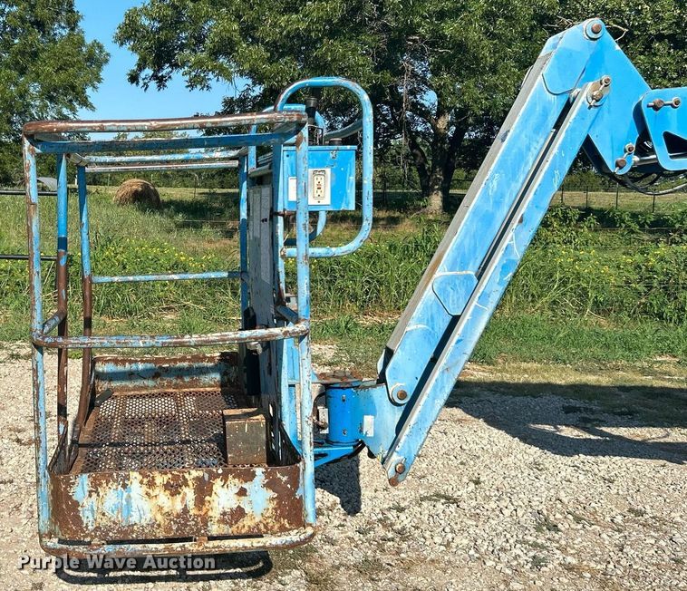 image for item DI7959 2000 Genie Z-45/25J  boom lift