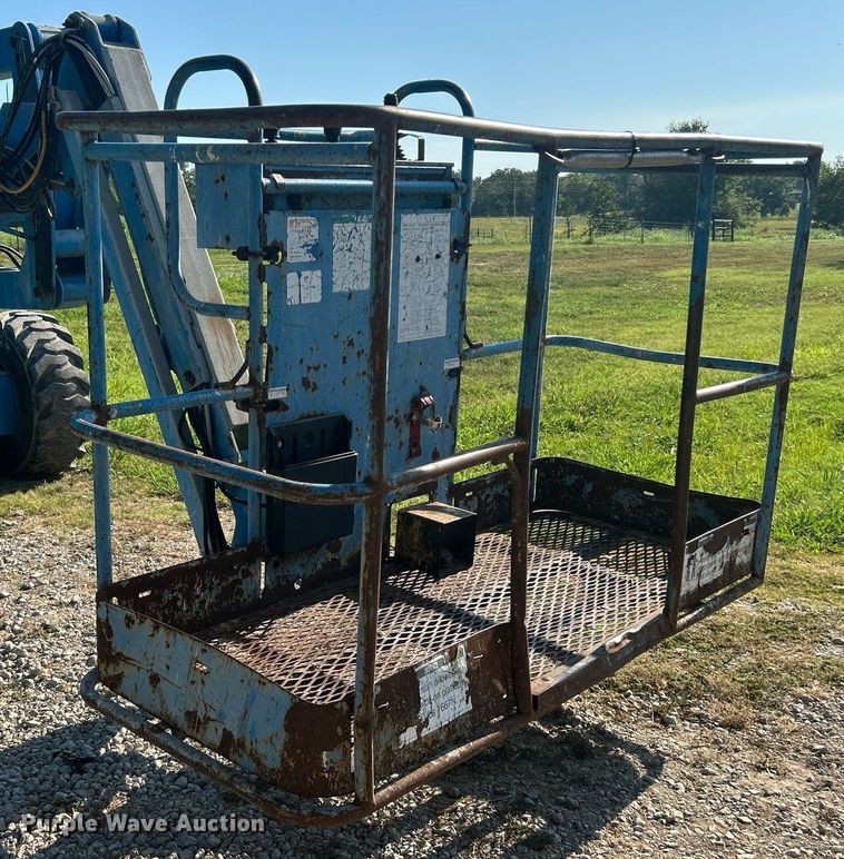 image for item DI7959 2000 Genie Z-45/25J  boom lift