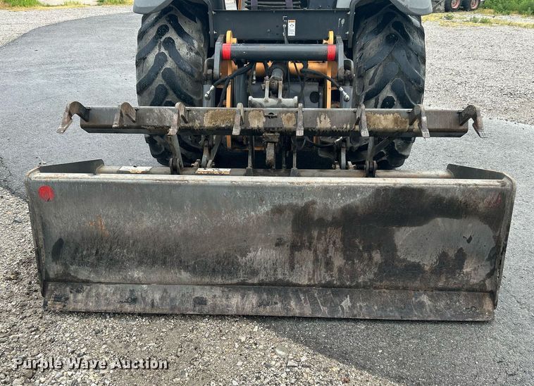 image for item DI7961 2017 Case 570N EP  landscape tractor