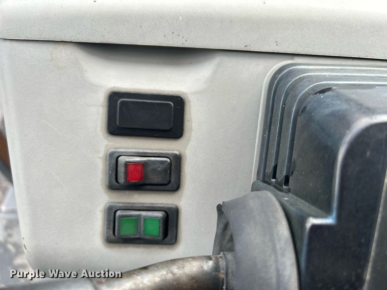 image for item DI7961 2017 Case 570N EP  landscape tractor