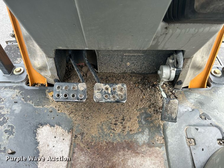 image for item DI7961 2017 Case 570N EP  landscape tractor