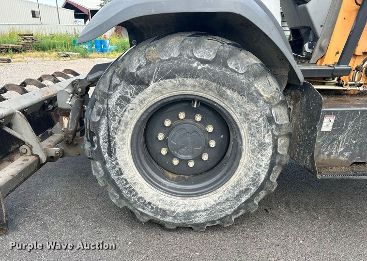 image for item DI7961 2017 Case 570N EP  landscape tractor