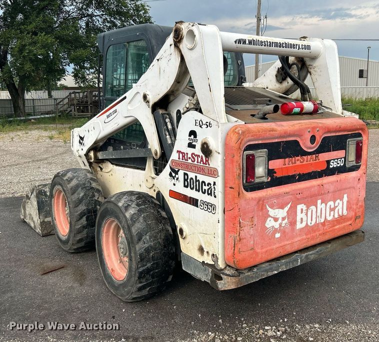 image for item DI7962 2013 Bobcat S650  skid steer loader