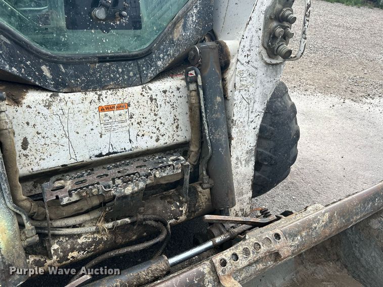 image for item DI7962 2013 Bobcat S650  skid steer loader