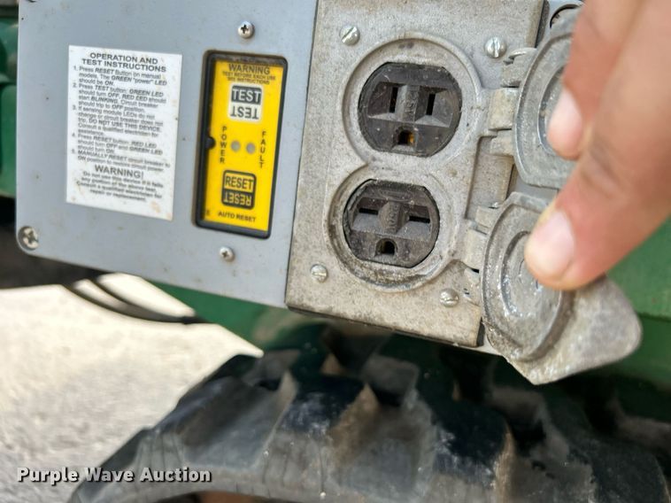 image for item DI7964 2014 McElroy TracStar PitBull 412  pipe fusion machine