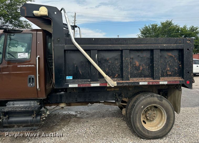image for item DI7968 2007 International 4300  dump truck