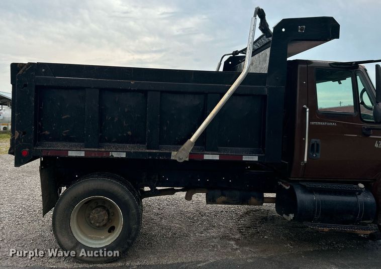 image for item DI7968 2007 International 4300  dump truck