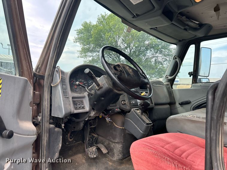 image for item DI7968 2007 International 4300  dump truck