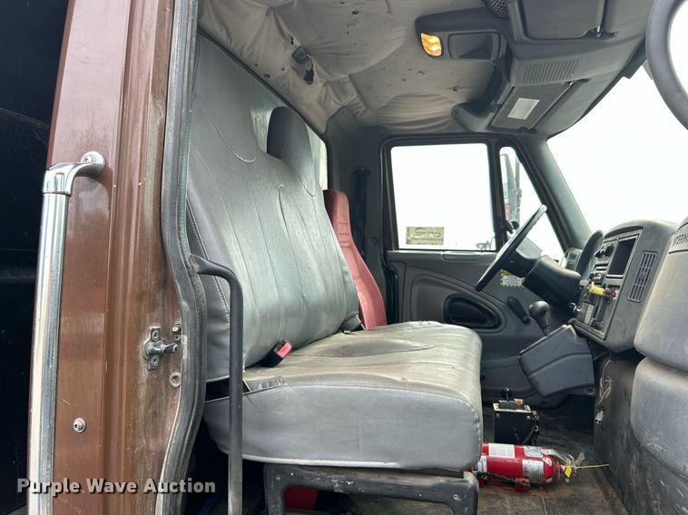 image for item DI7968 2007 International 4300  dump truck