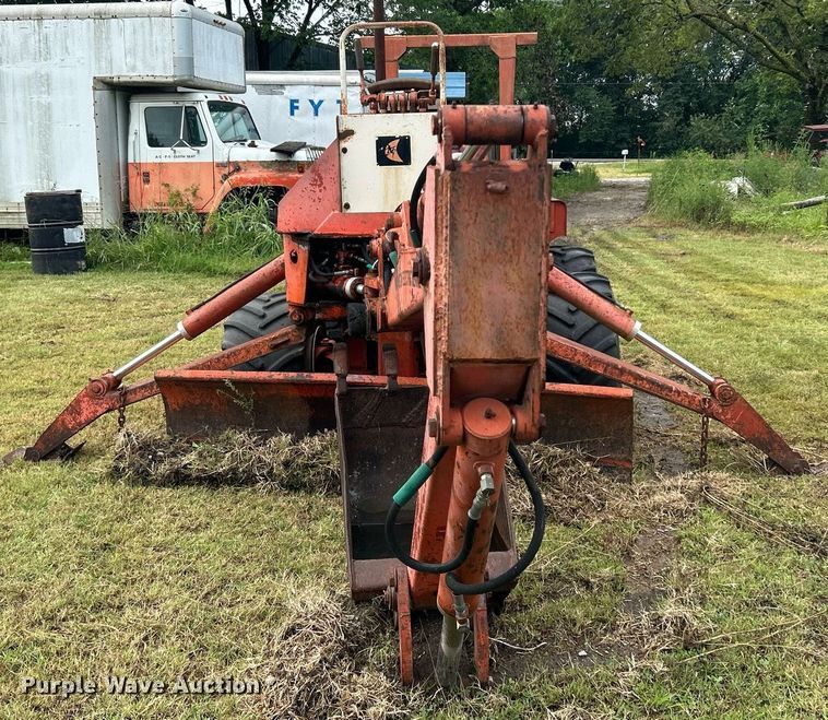 image for item DI7973 1979 Ditch Witch R40CG  trencher