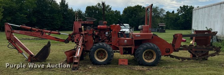 image for item DI7973 1979 Ditch Witch R40CG  trencher