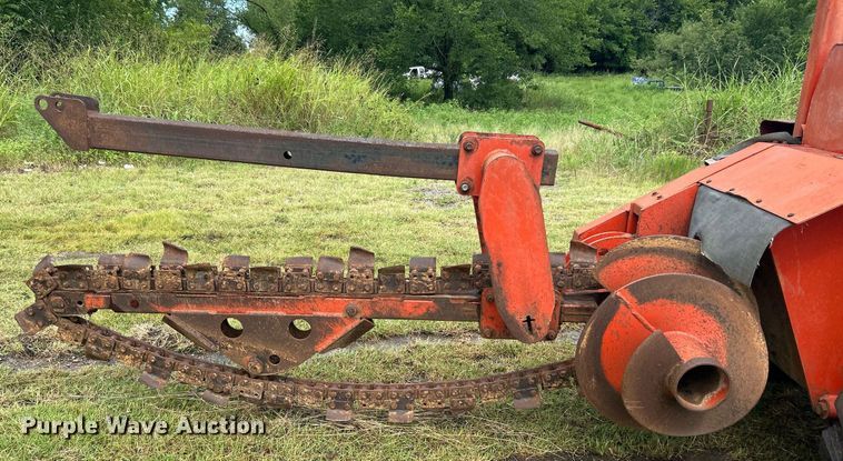image for item DI7973 1979 Ditch Witch R40CG  trencher