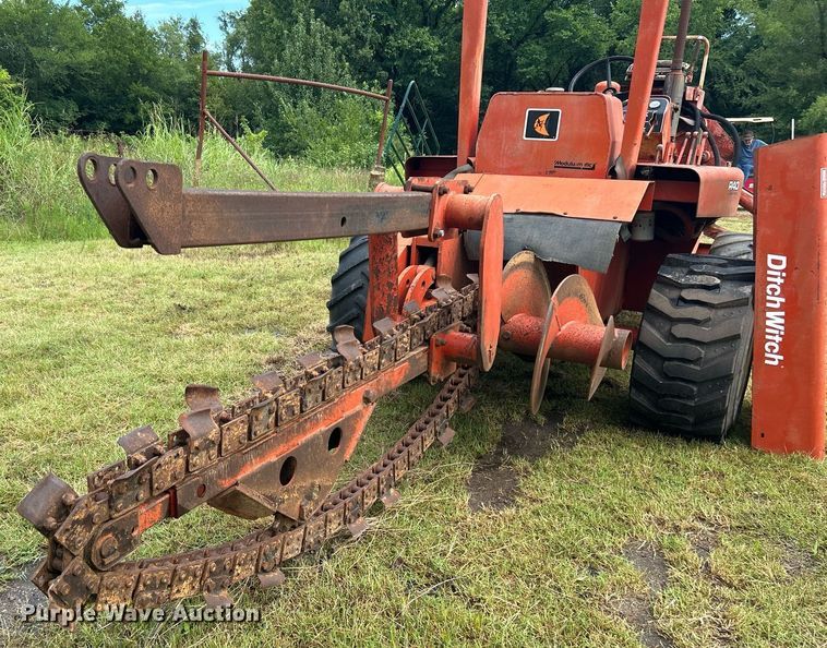 image for item DI7973 1979 Ditch Witch R40CG  trencher