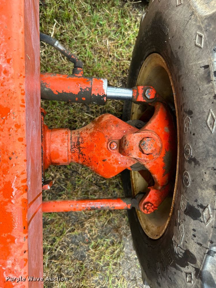 image for item DI7973 1979 Ditch Witch R40CG  trencher