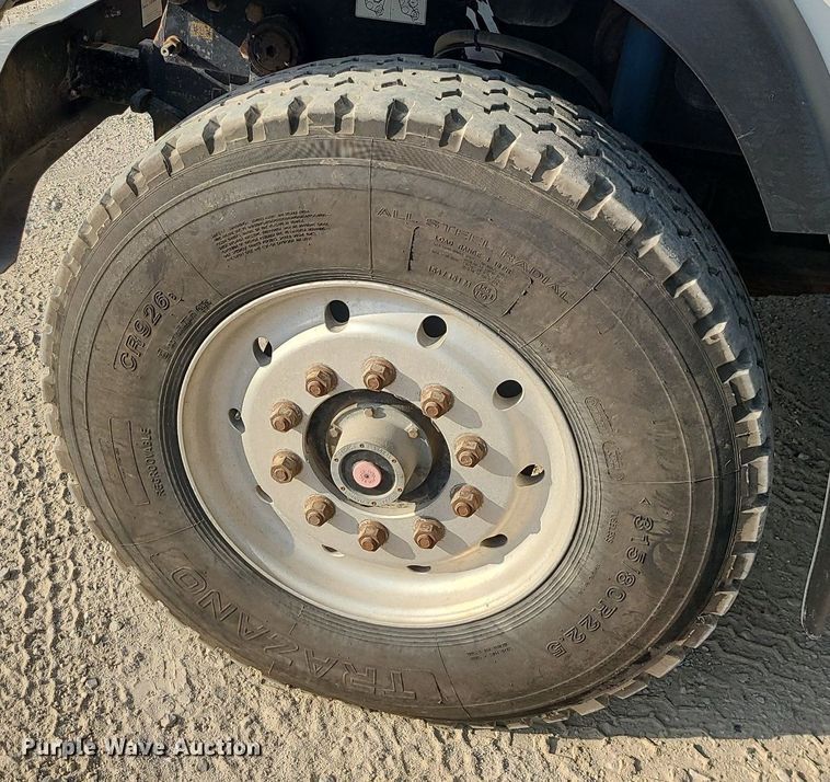 image for item DK4008 2006 Mack CV713  roll-off container truck