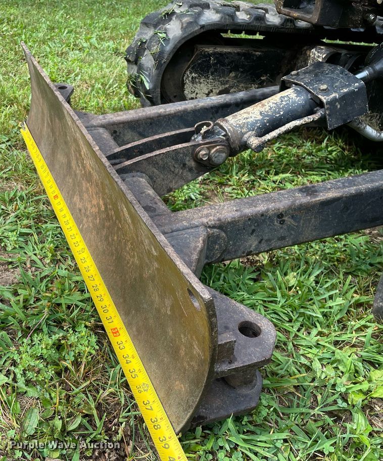 image for item DL3960 2015 Kubota U17  mini excavator