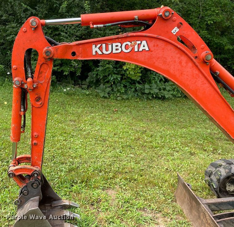 image for item DL3960 2015 Kubota U17  mini excavator