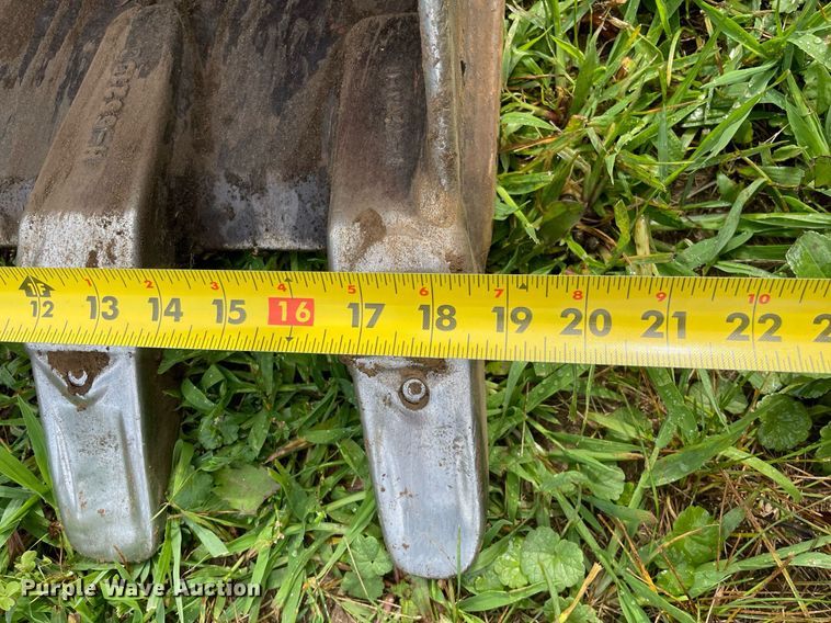 image for item DL3960 2015 Kubota U17  mini excavator