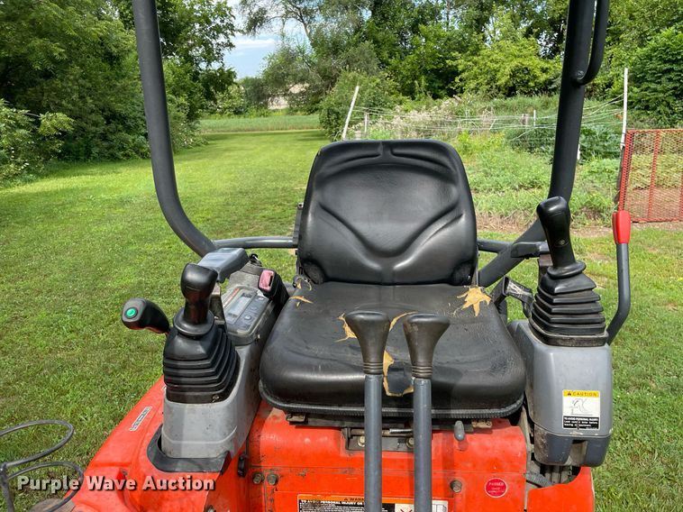 image for item DL3960 2015 Kubota U17  mini excavator