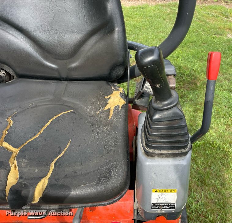 image for item DL3960 2015 Kubota U17  mini excavator