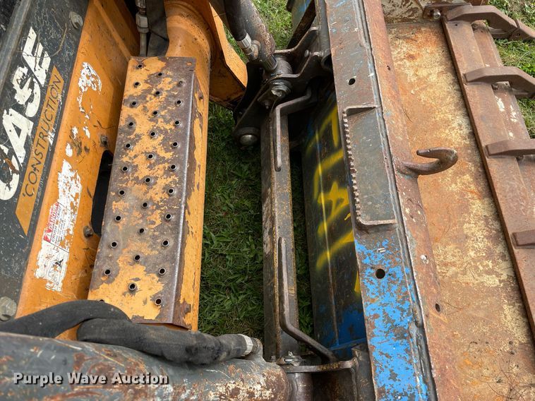 image for item DL3961 2014 Case SV185  skid steer loader