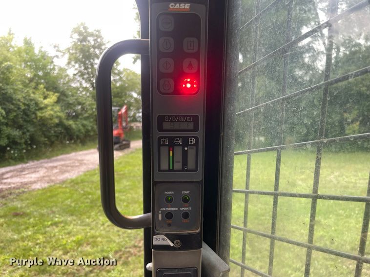 image for item DL3961 2014 Case SV185  skid steer loader