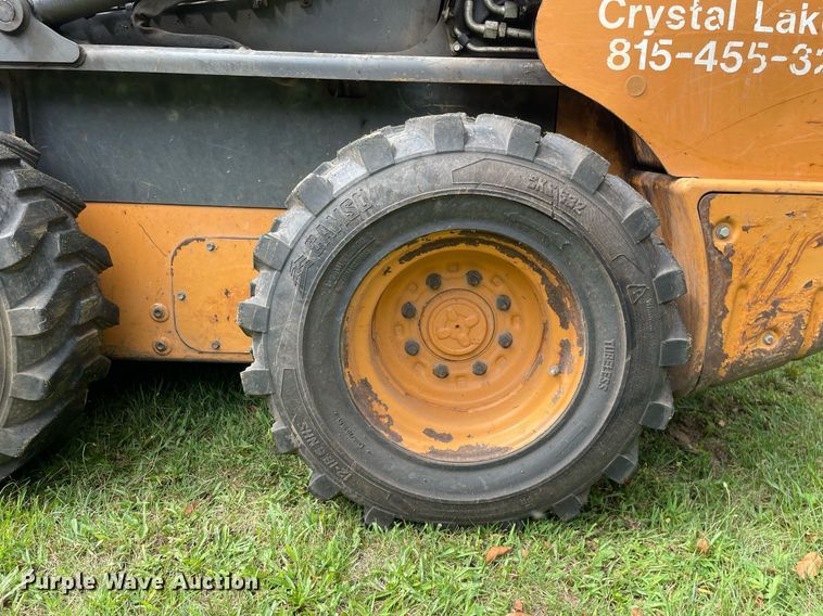 image for item DL3961 2014 Case SV185  skid steer loader