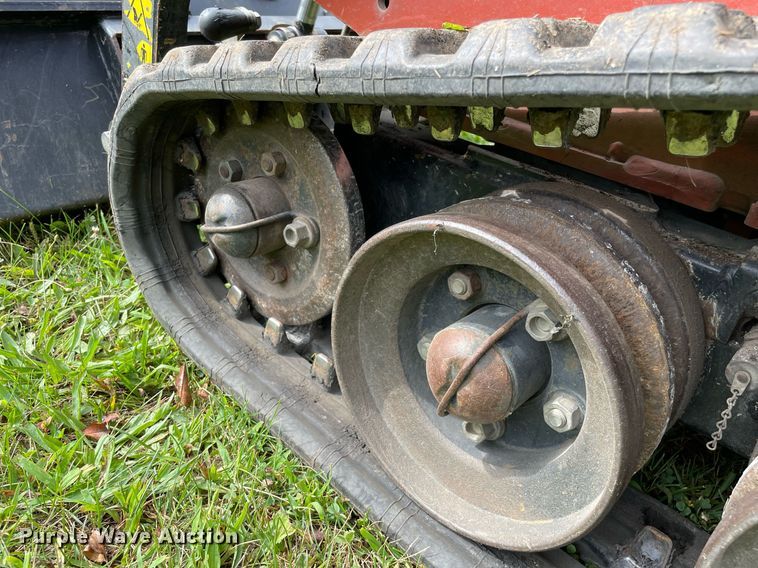 image for item DL3962 2017 Ditch Witch SK1050  compact utility loader