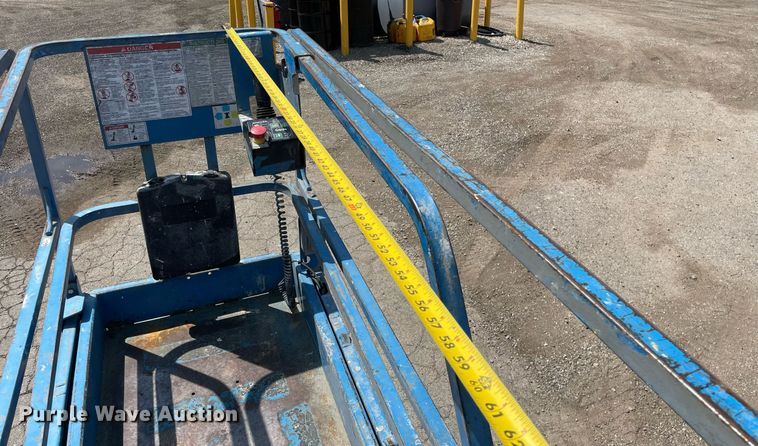 image for item DL3963 2015 Genie GS-2032  scissor lift