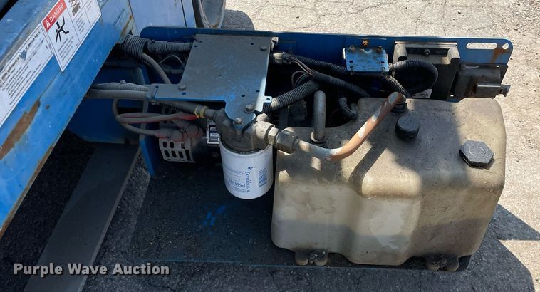 image for item DL3963 2015 Genie GS-2032  scissor lift