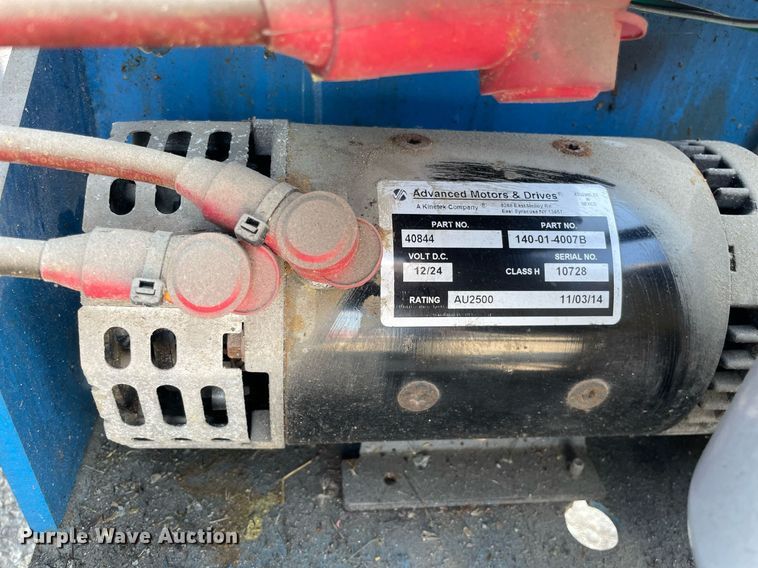 image for item DL3963 2015 Genie GS-2032  scissor lift