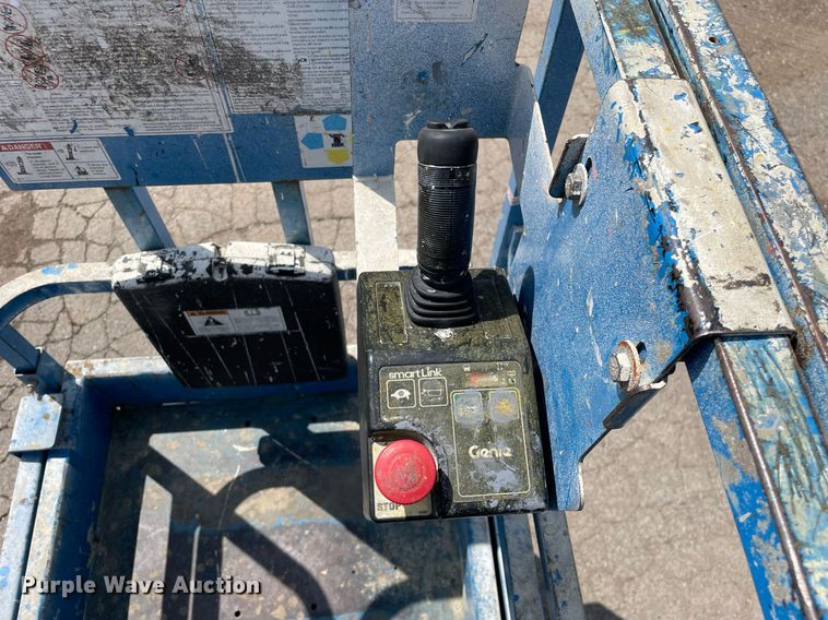 image for item DL3964 2015 Genie GS-2032  scissor lift